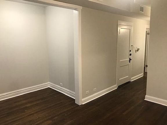 5th image of 4045 N Saint Louis Ave #1