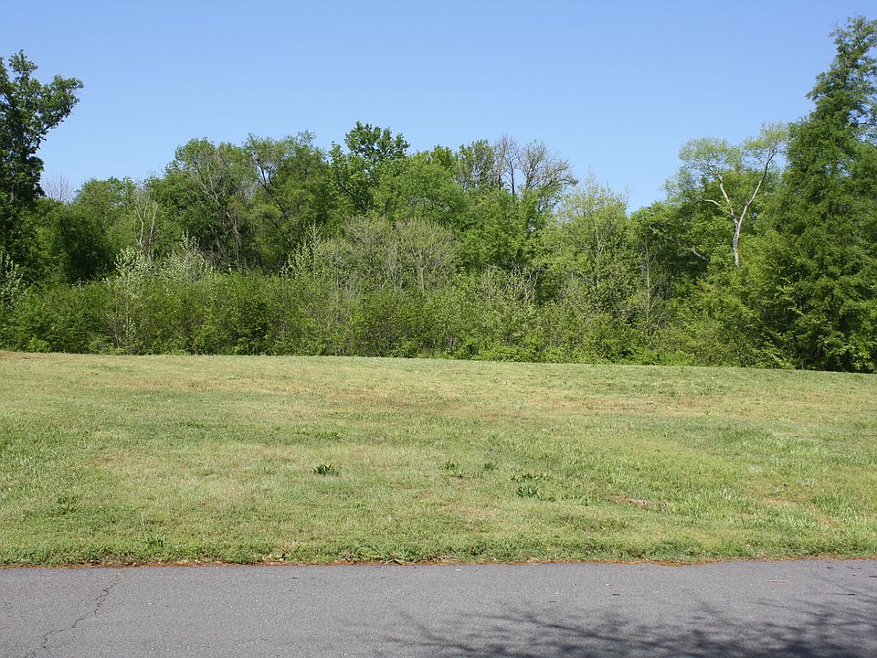 2nd image of 4419 Glen Haven Dr SW