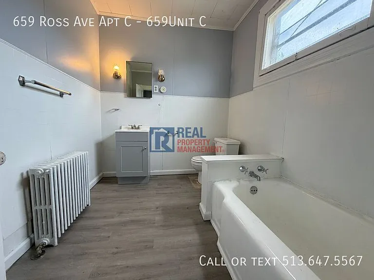 659 Ross Ave #C — Photo 8