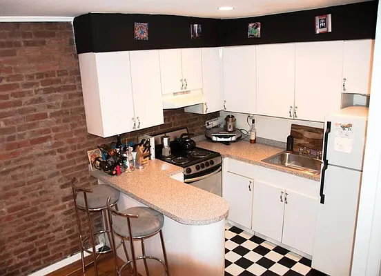 Rented by Town Residential | media 15