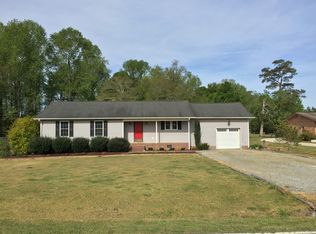 2568 Yelverton Grove Rd, Smithfield, NC 27577