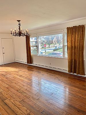 3rd image of 1436 Bay St #1