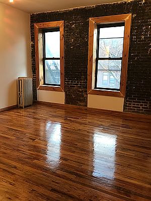 2nd image of 161 Vernon Ave APT 2A