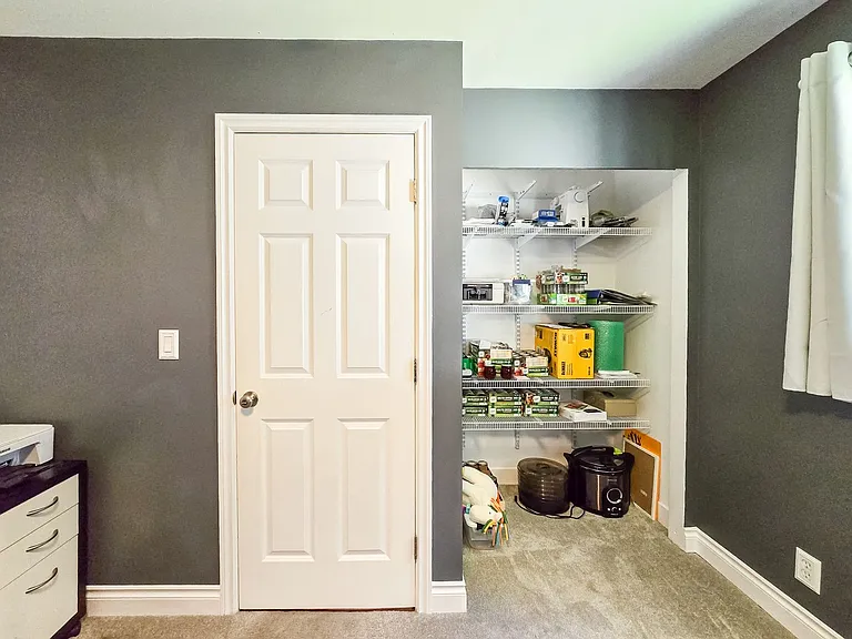 16952 Tulip Ln — Photo 9