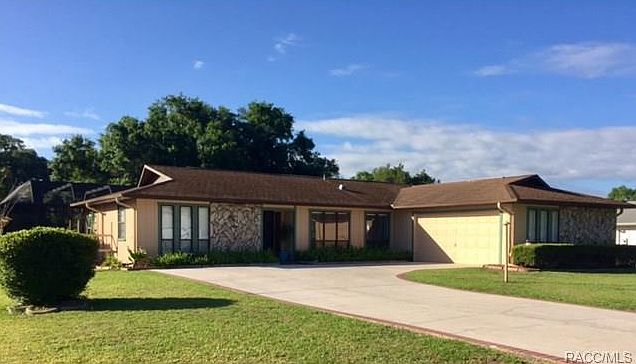 2nd image of 1045 N Sabal Palm Way