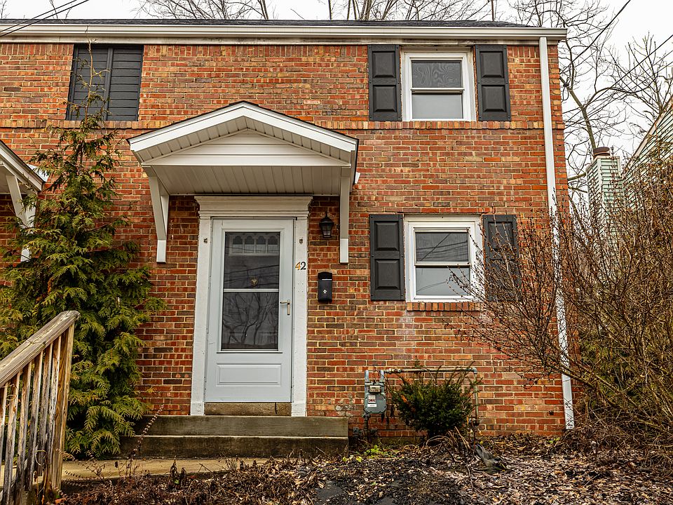 1st image of 42 Wenzell Pl