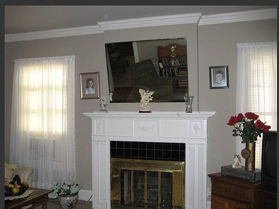 2nd image of 2709 Ethel Ave