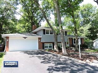 549 Hackberry Rd, Frankfort, IL 60423