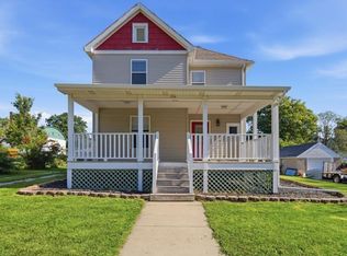 304 E Franklin St, Carlock, IL 61725