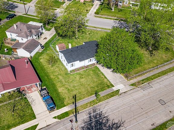 5th image of 1809 Russet Ave