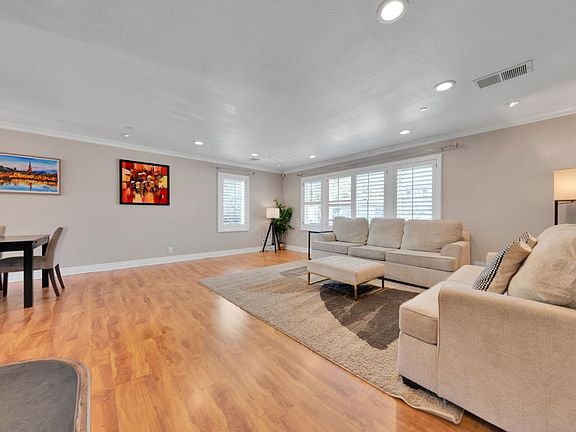 5th image of 1418 Bradley Ave