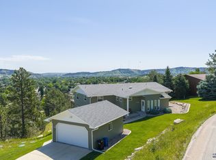 5109 Pinedale Heights Dr, Rapid City, SD 57702