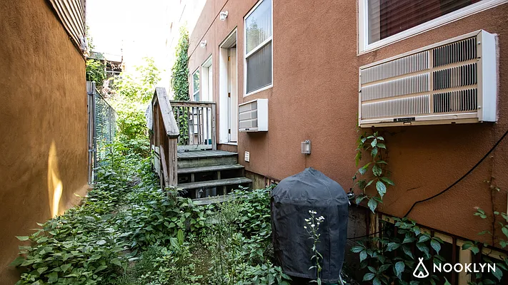 Rented by Nooklyn NYC LLC | media 35