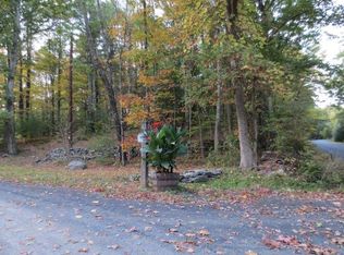 80 Old Stonewall Rd, Hannacroix, NY 12087