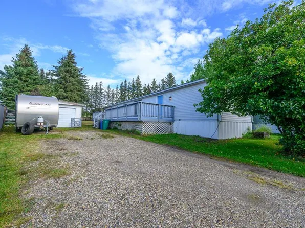 1120 SW 7th Ave, Beaverlodge, AB T0H 0C0
