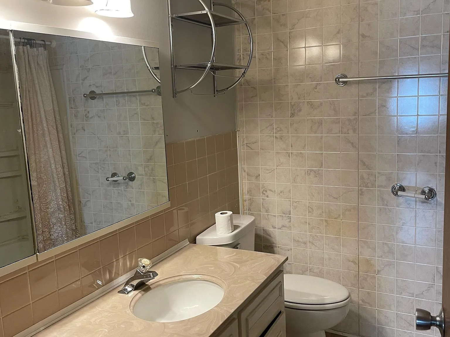 5s100 Pebblewood Lane — Photo 3