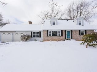 7 Gentian Way, Fairport, NY 14450