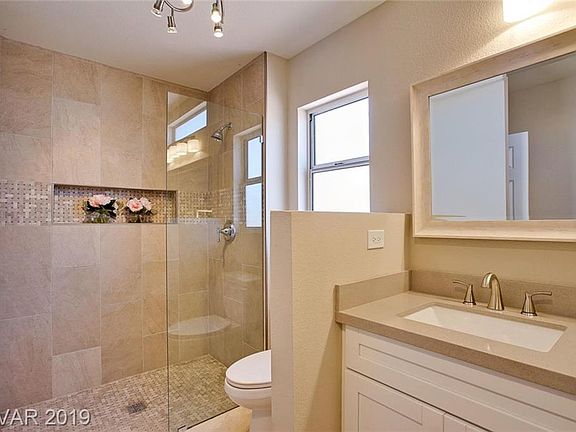 5th image of 2628 Tumble Brook Dr