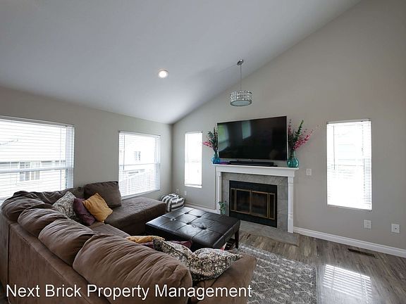 5th image of 12416 NE 169th St