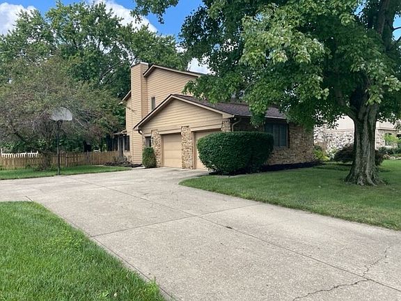 2nd image of 9950 Bridger Dr E