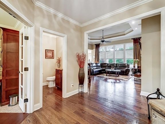 5th image of 6349 Winding Creek Blvd