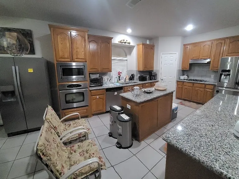 1614 Mammoth Dr — Photo 8