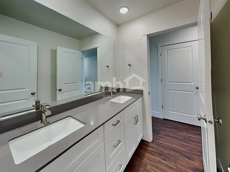 9357 Clancey Ct — Photo 18