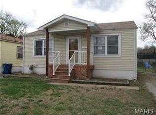 413 Tower Grove Pl, Saint Charles, MO 63301