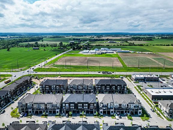 5th image of 44 Donald Ficht Cres