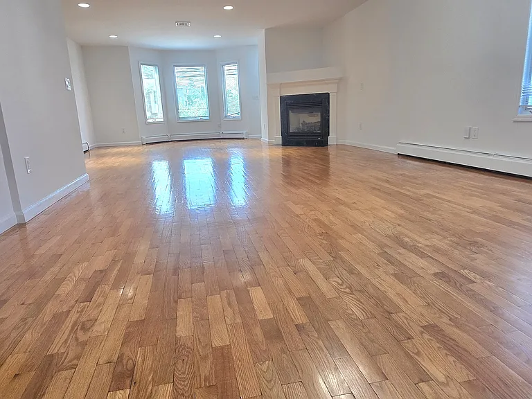 272 Highland Ave #A — Photo 4