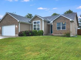 1303 SW 4th St, Oak Grove, MO 64075