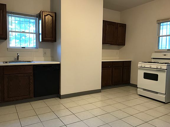 3rd image of 732 S Millvale Ave #8b7fe670c