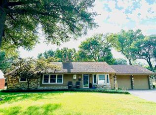 804 Edgewood Dr, Ponca City, OK 74604