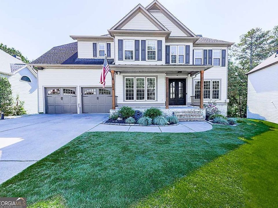 1st image of 304 Mountain Laurel Walk