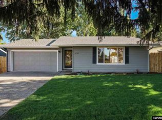 4738 Indiana Ave NE, Salem, OR 97305
