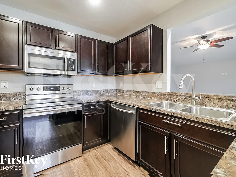 234 Cattail Way — Photo 4