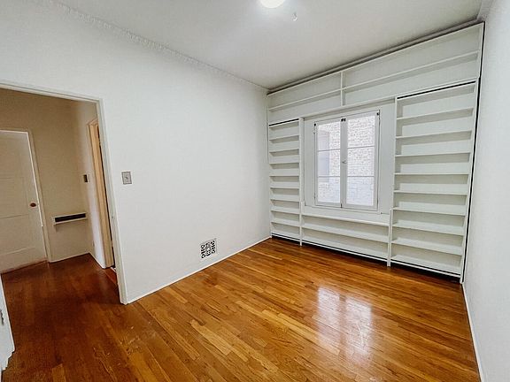 2nd image of 5564 W 6th St #9