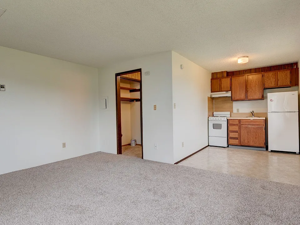 Alpine Village Apartments