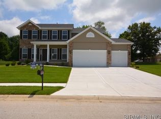 120 Forest Oaks Dr, Caseyville, IL 62232