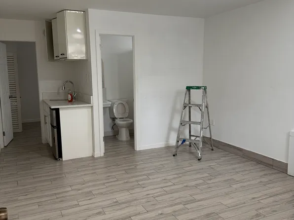 (undisclosed Address), Flushing, NY 11367