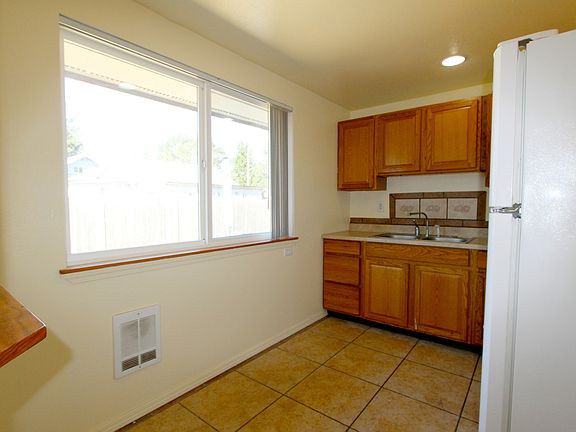 3rd image of 3704 S Gunnison St #3708