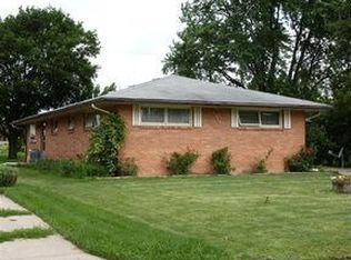 2305 Dale Dr, Champaign, IL 61821