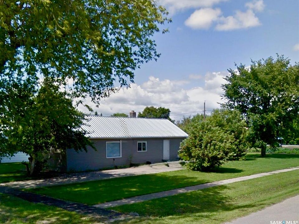 1st image of 200 2nd STREET N