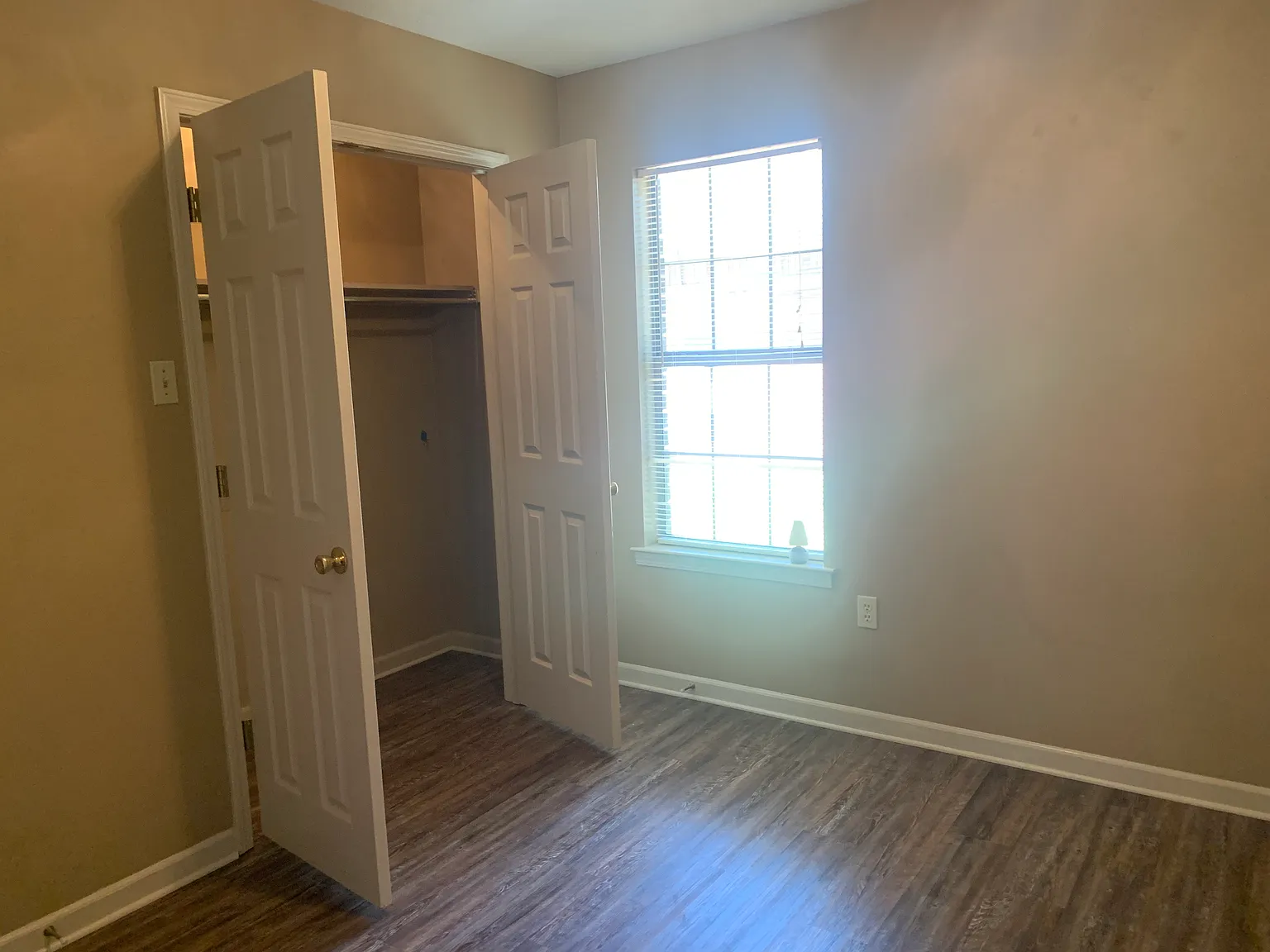 3 bed, 1195 sqft, $1,450 — Photo 4