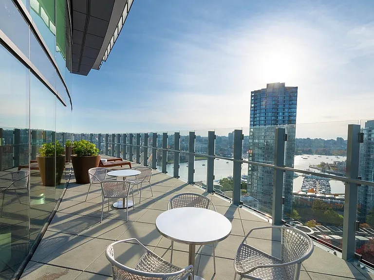 89 Nelson St #2403 — Photo 38