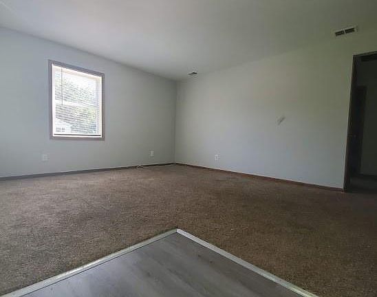 4th image of 7945 Ransom Rd