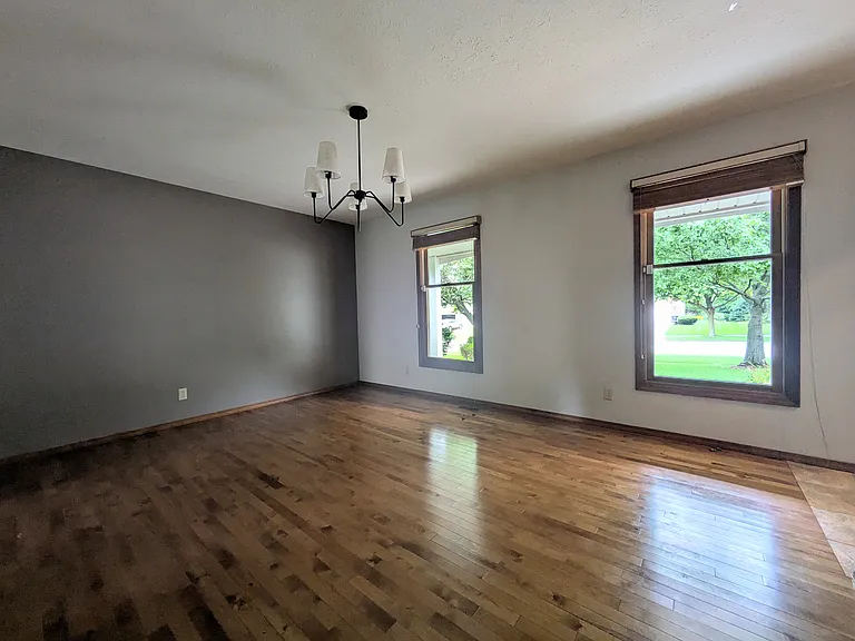 25 Ravenwood Cir — Photo 3