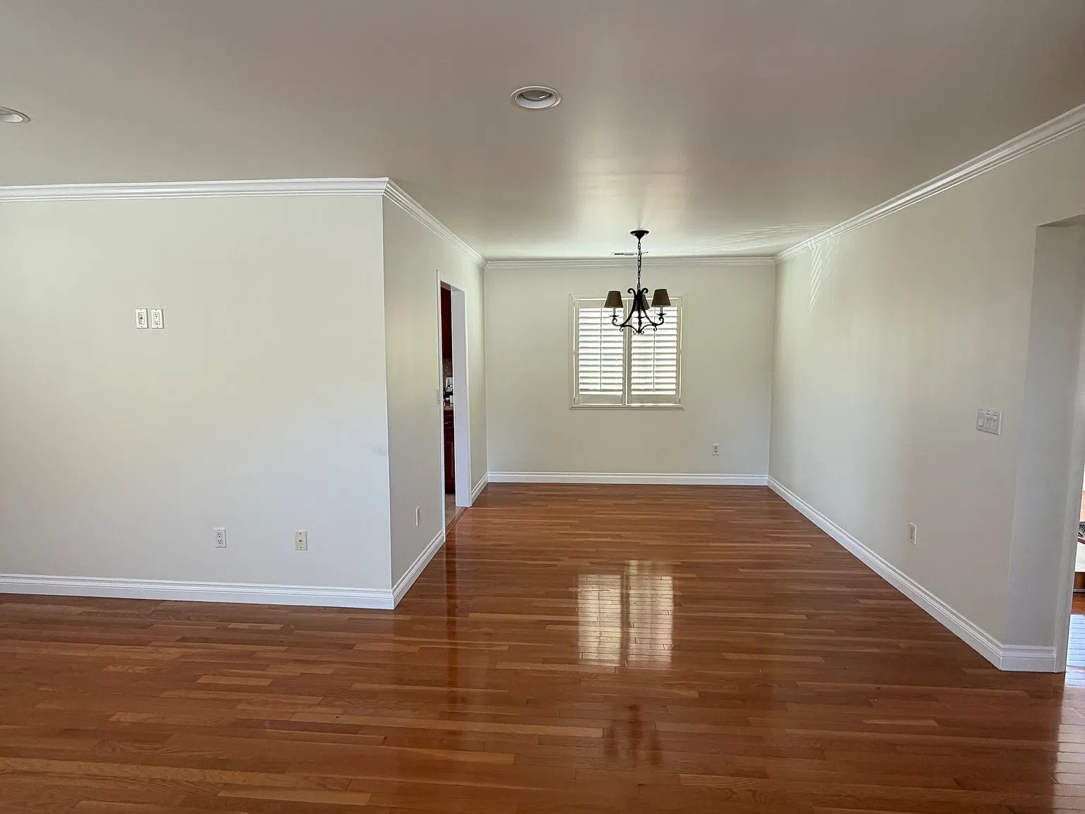 2 bed, 1000 sqft, $2,700 — Photo 4