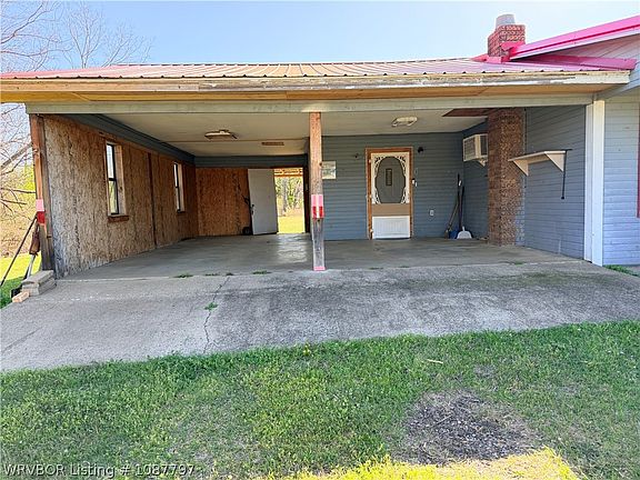 5th image of 35080 Gilmore Rd