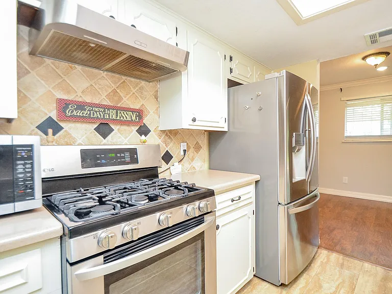 12123 Ryewater Dr — Photo 7